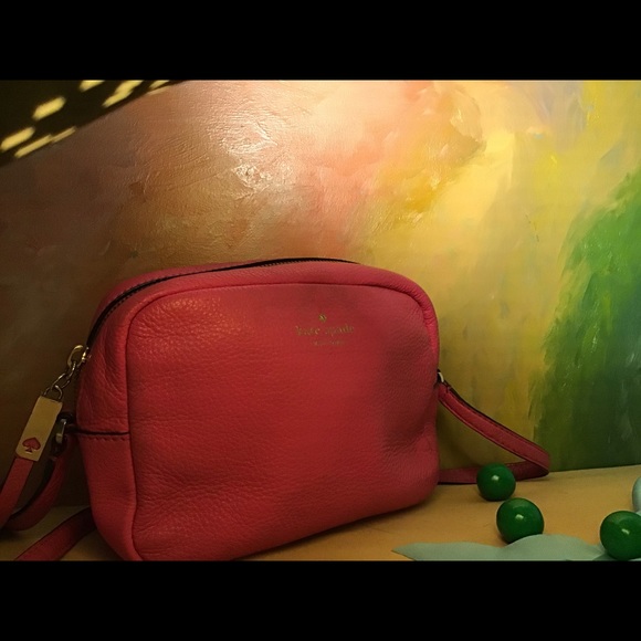Kate spade gorgeous small pink purse. - Picture 5 of 7
